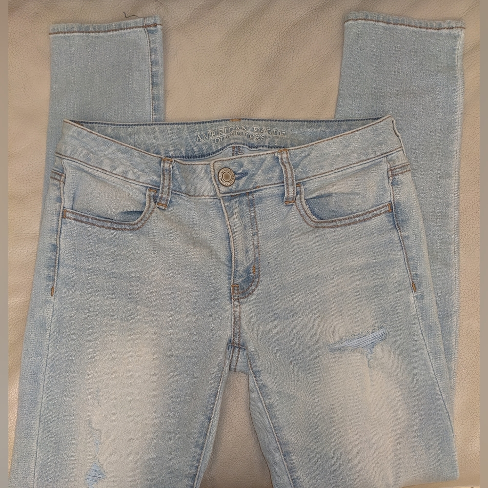 AMERICAN EAGLE Distressed Super Stretchy Jeggings Denim Jeans Size 8